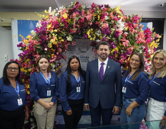 Na manhã desta quarta-feira(08), a Câmara Municipal de Altos-PI, realizou a Sessão Solene em Homenagem ao Dia Internacional da Mulher,.